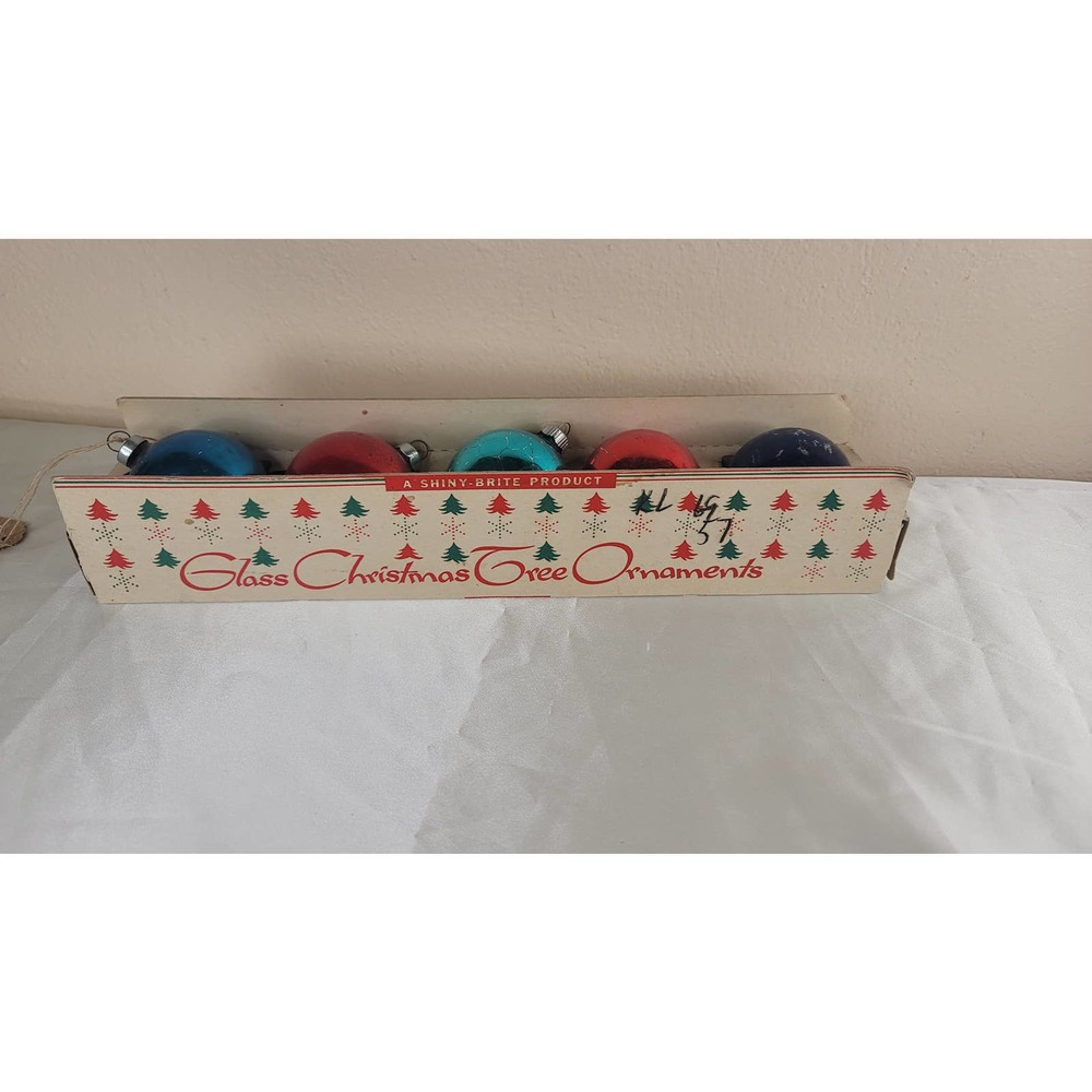 LOT 5 vintage glass Christmas ornaments in shiny brite box